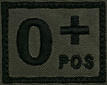 Ομάδα αίματος 0+ λαδί με μαύρα κεντημένα γράμματα με χρατς 3Χ4 εκ.