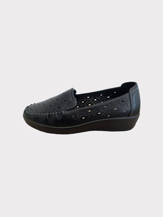 Women's black moccasin code 337