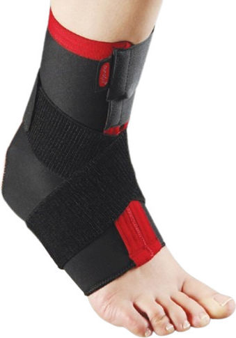 Aurafix 402 Knöchelbandage in Schwarz Farbe