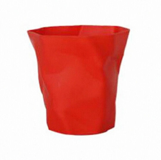 Kunststoff Federmäppchen in Roter Farbe 10x10cm 1 Stück