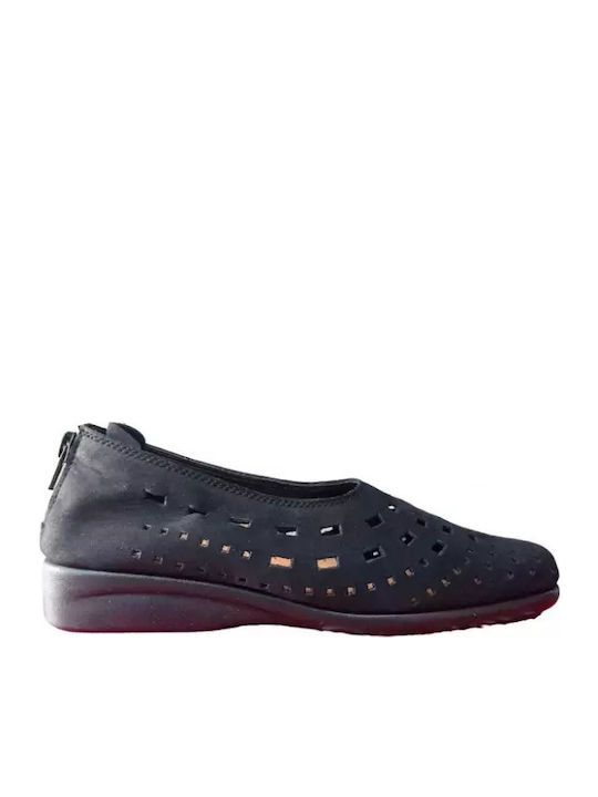 Adam's Shoes