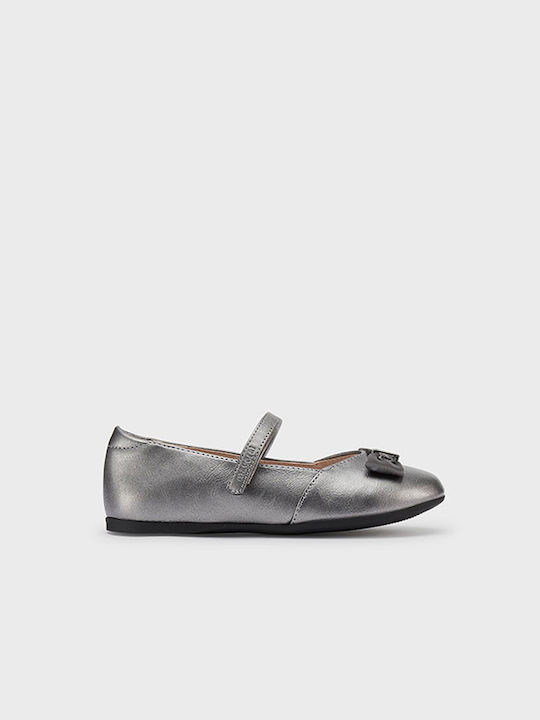 Mayoral Kids Leather Ballerinas with Hoop & Loop Closure Gray