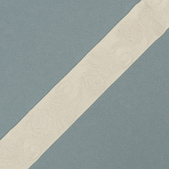 Кордела Тъкан Jacquard Офуайт Екрю Рози 3см Метър