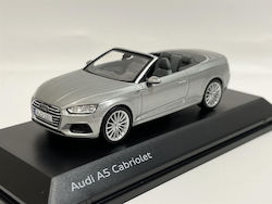 Spark Modeling Figure Silver in Scale 1:43