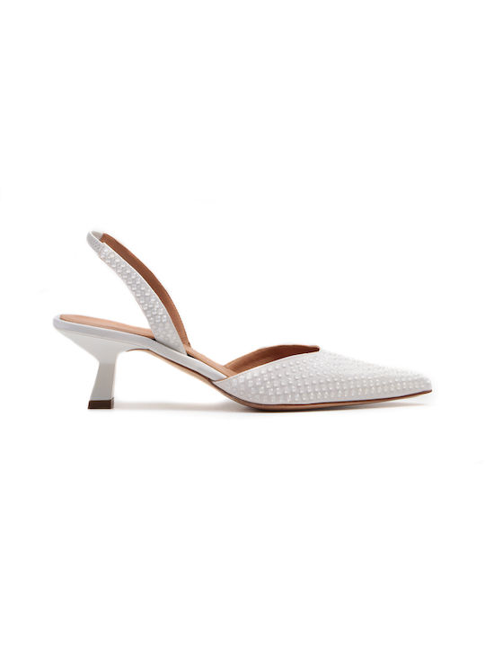 Chantal 1962 Leather White Medium Heels