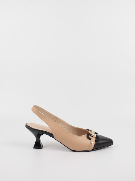 Wall Street Pumps Beige