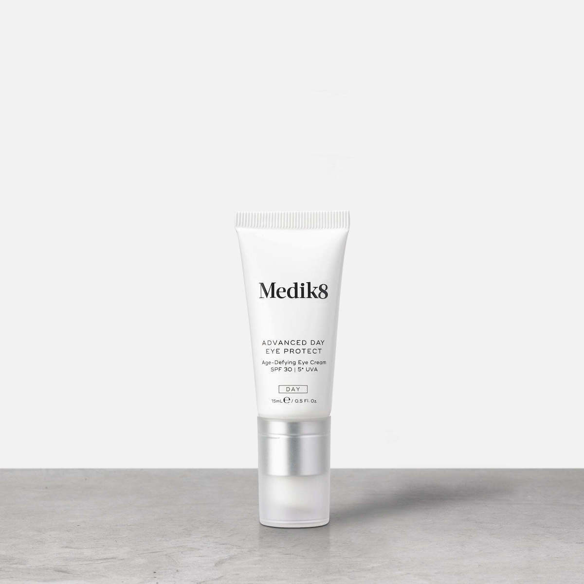 Medik8 Advanced Day Eye Protect Ενυδατική & Αντιγηραντική Κρέμα Ματιών με SPF30 με Ρετινόλη & Βιταμίνη C 15ml