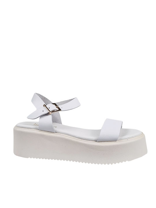 Sandale plate pentru femei din piele albă cu cataramă aurie