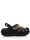 Schwarze Clog-Pantoffeln mit Goldkettendekorationen