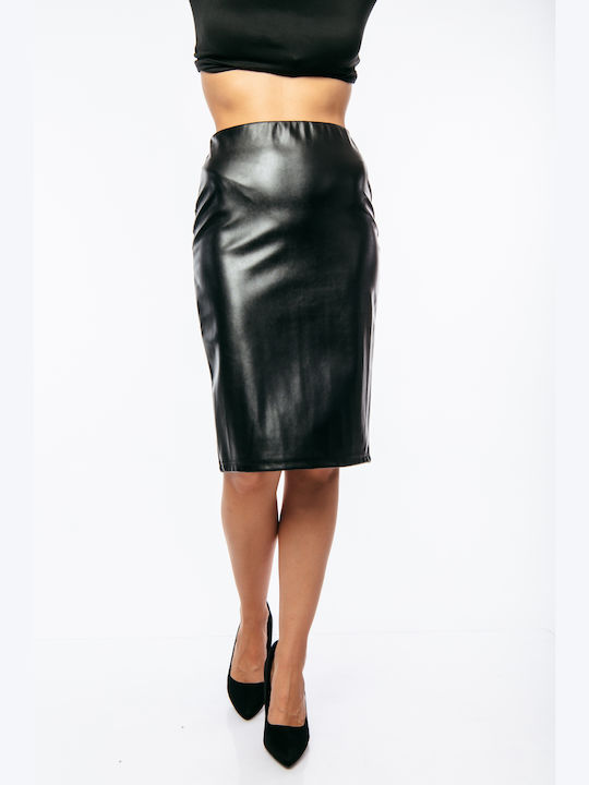 Dress Up Leather Skirt in Black color