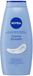 Nivea Cream Smooth Foam Bath Κρεμώδες Αφρόλουτρο Εμπλουτισμένο Βιταμίνες & Βούτυρο Καριτέ 750ml