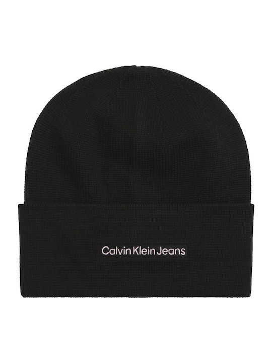 Beanie Unisex Beanie Knitted in Black color
