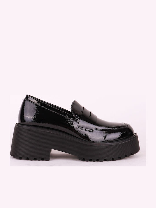 Women's Moccasins in Black Color