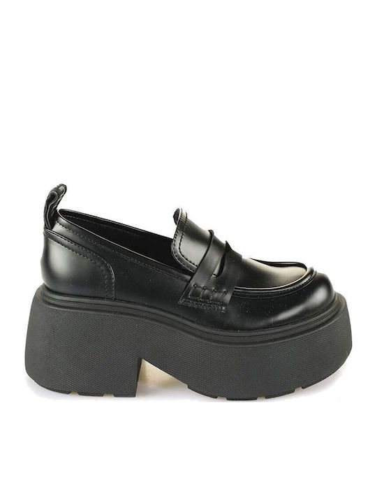 Buffalo Women's Loafers in Black Color