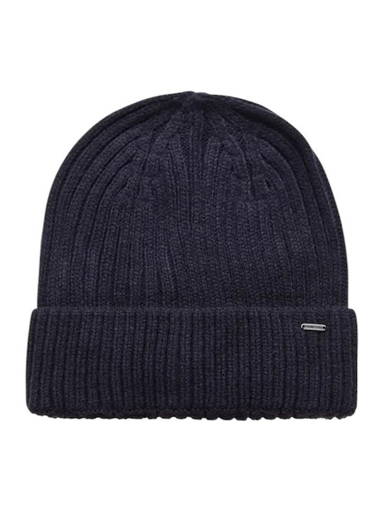 Beanie Beanie Knitted in Blue color