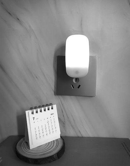 Universe 2-U011761 Nursery Night Light Power Source