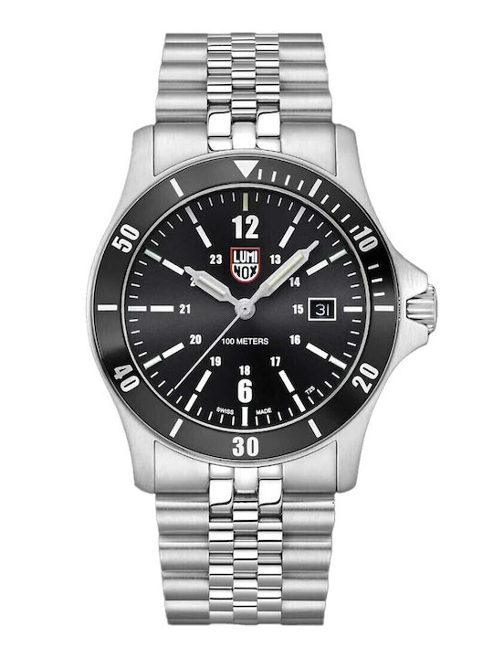 Luminox Men's Watch 42mm Battery with Silver Metal Bracelet