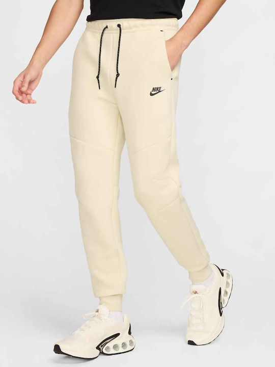 Nike Nike Tech Fleece Herren-Sweatpants mit Ela...