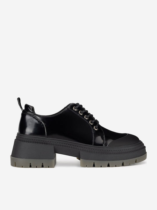 Nine West