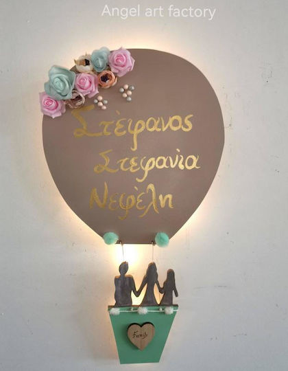 Lustră de Perete din Lemn pentru Copii "Familia Balon cu Aer Cald" Nume