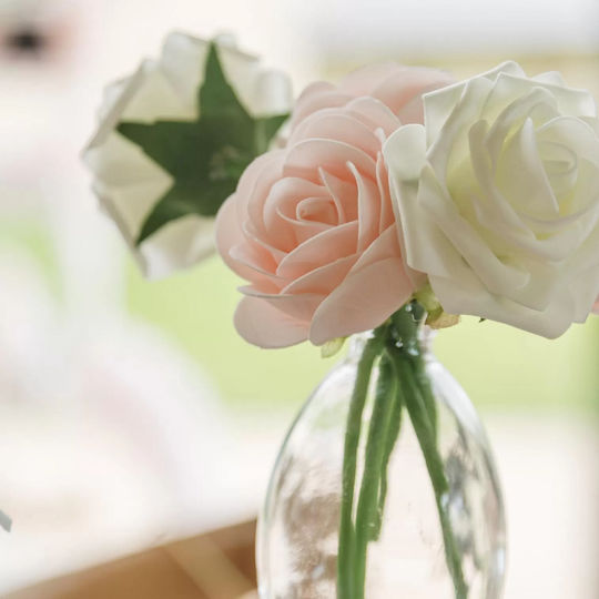 Buchet Beauty Home de 3 trandafiri din spumă albi Ø7×26,5cm