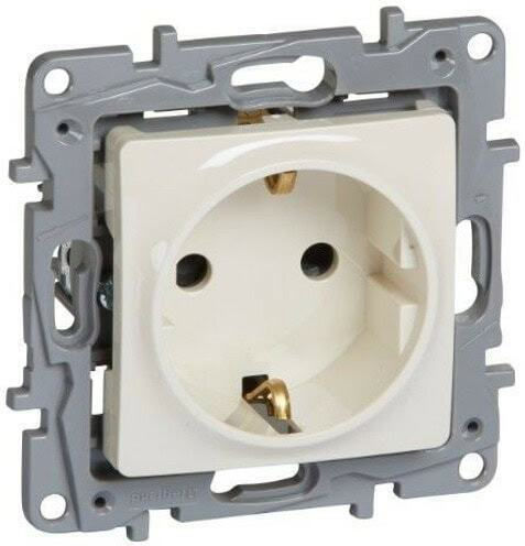 Legrand Niloe Power Socket Wi-Fi Ecru 1pcs