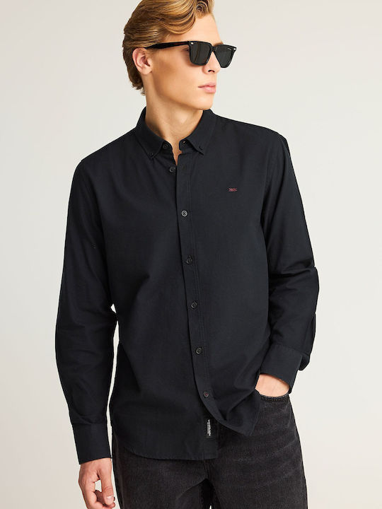 Funky Buddha Long Sleeve Shirt in Regular Fit B...