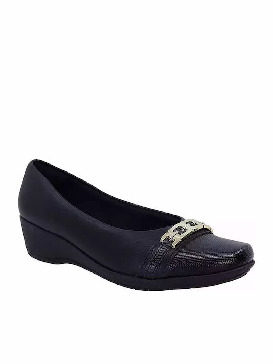 Patent Leather Women's Moccasins in Black Color