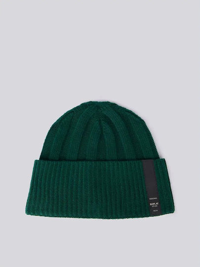 Beanie Beanie Knitted in Green color