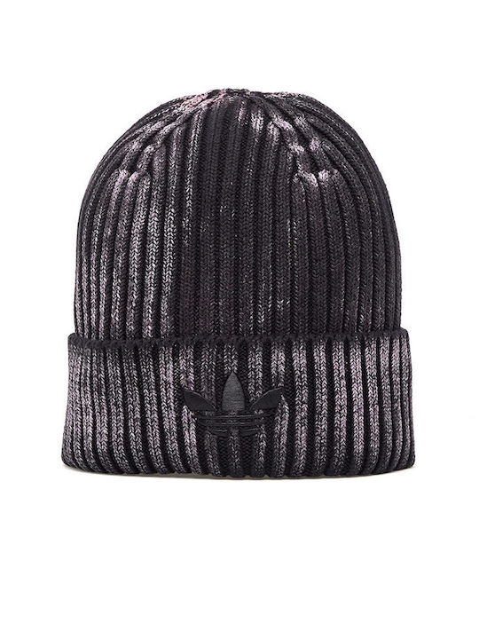 Beanie Beanie Knitted in Black color