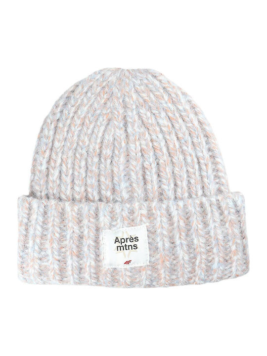 Beanie Beanie Knitted in Light Blue color