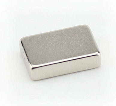 Магнит Правоъгълен 15x10x4mm Неодим Магнитна Сила 4.5kg