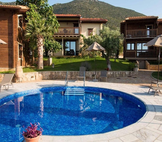 4 Seasons Weekend Gift Στο 4* Κτήμα Ανθηδών No 250