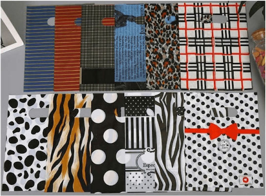 Tradesor Geschenkverpackung Kunststofftasche für Geschenk 48x60cm 12 Stück (Verschiedene Designs oder Farben)
