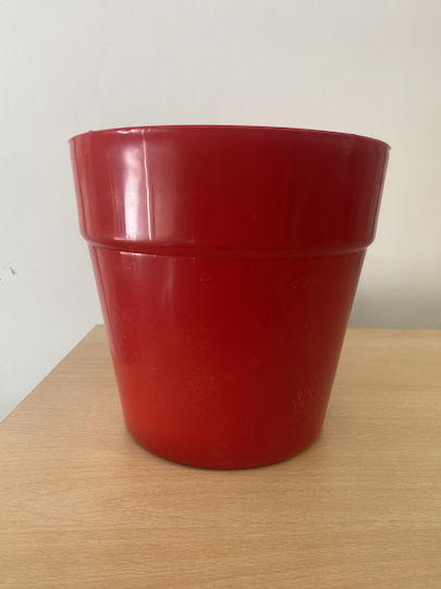 Plant Pot Plastic Red