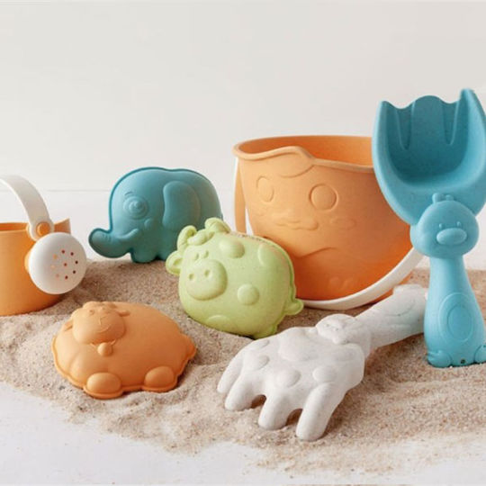 Kiokids Jurasic Farm Beach Toys Set with Accessories Made of Plastic 6 Pieces