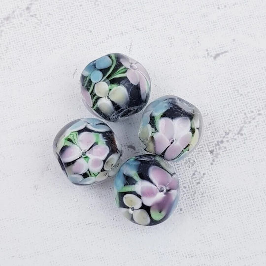 Efco Glass Bead 10x15mm Oval Flowers Black 3pcs
