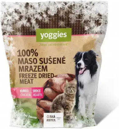 Dog Treats Dogs Cats Chicken Hearts Freeze Dried Yoggies 85g