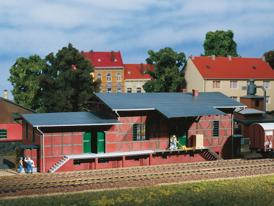 Auhagen Static Model Figure Freight Shed Ho Scale 1:87 11383