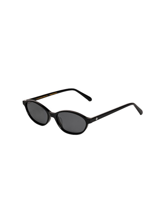 AV Sunglasses Vera Unisex Sunglasses with Black Plastic Frame and Black Polarized Lens 9013_59175