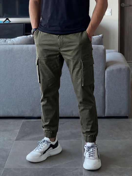 Panda Clothing Cargo Trousers in Regular Fit Green