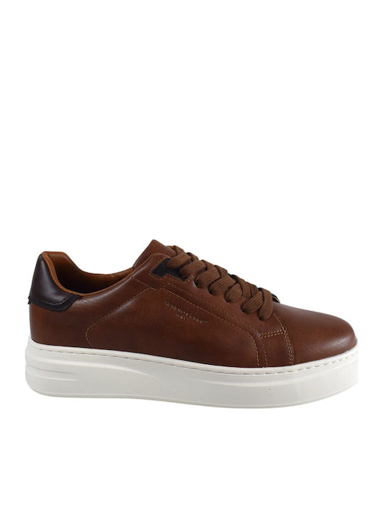 Tsakiris Mallas