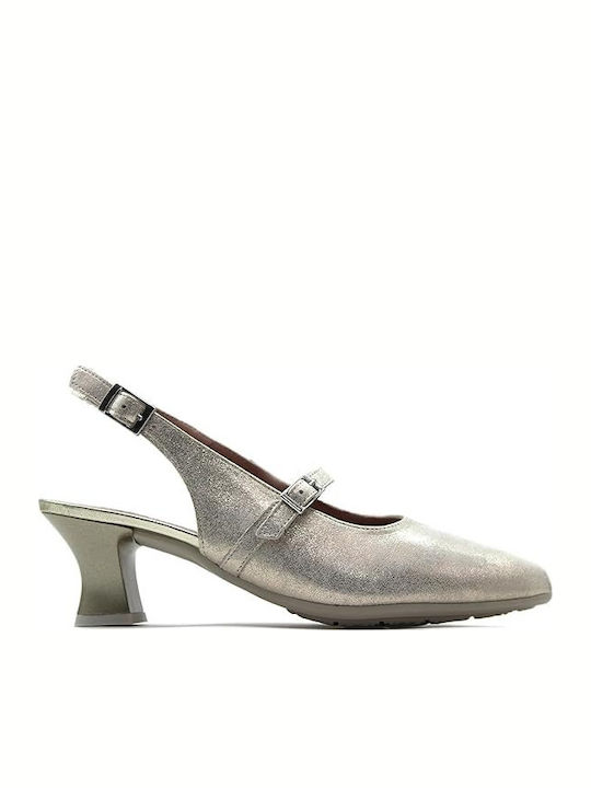 Leder Pumps mit Mittlerem Absatz in Silber