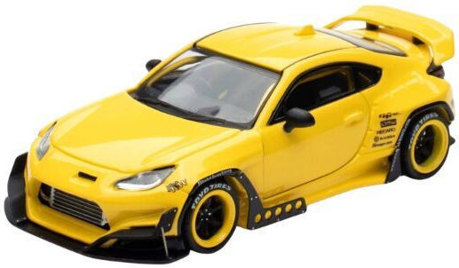 Модел Автомобил Toyota GT86 Pandem Жълт 1:64 Inno64