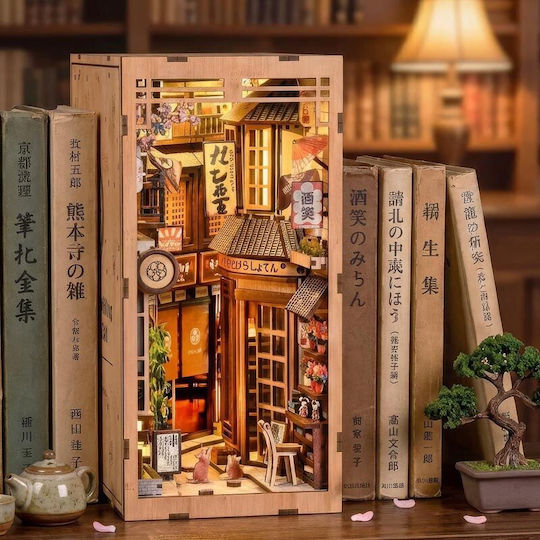Miniature Book Nook House Maneki Neko Corner