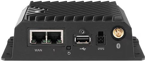 Cradlepoint R920 Series Wireless Router Wi‑Fi 6 with 2 2.5 Gigabit Ports