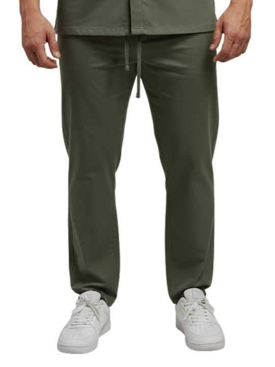 Makan Pantaloni Kaki