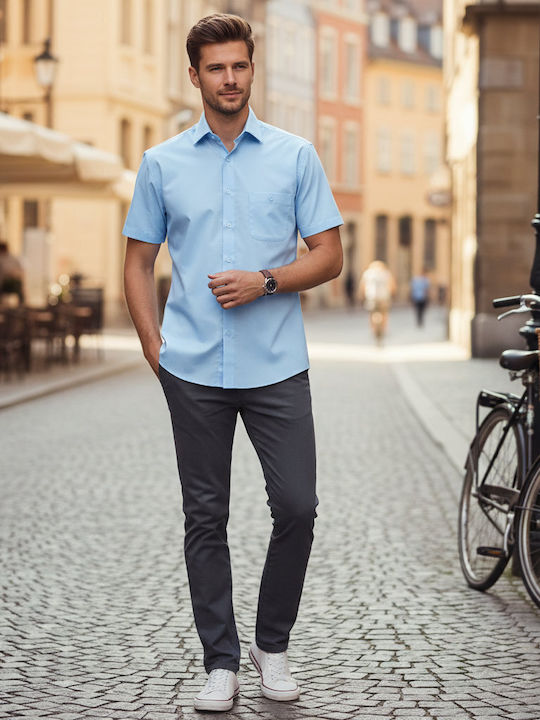 Kurzärmeliges Herrenhemd in Normale Passform Blau