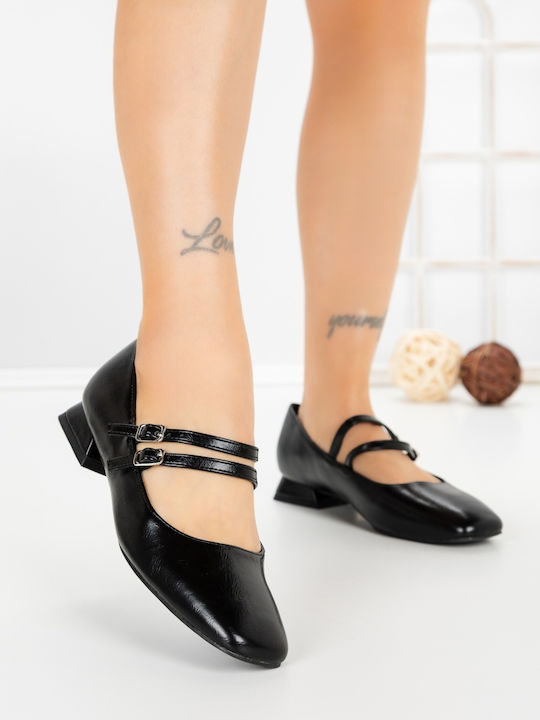 Heels with Low Heel Black