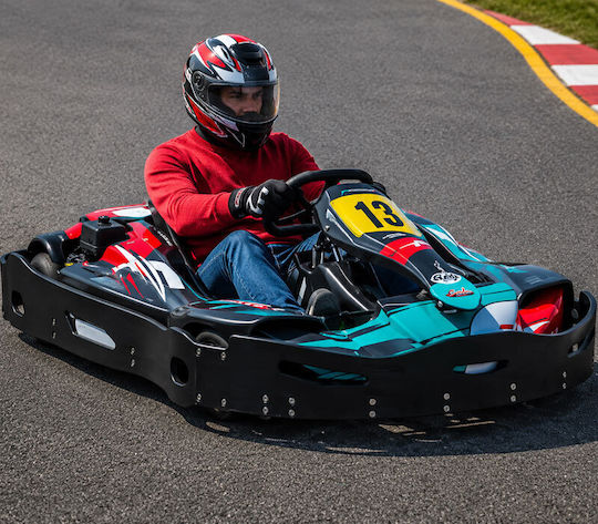 20′ Fahrten Kart Race Line 1 Person 15 Jahre